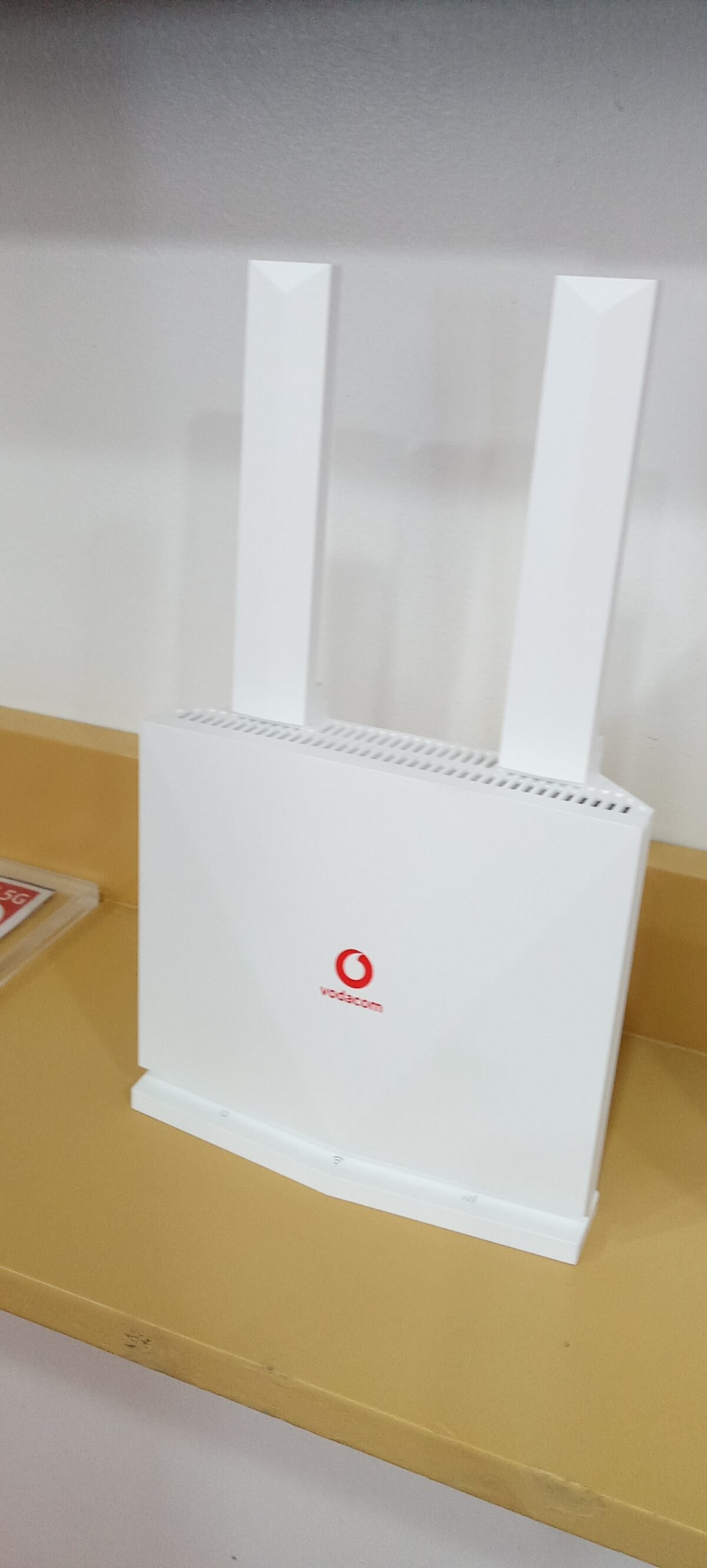 Vodacom ZTE K10 Router - Image 1