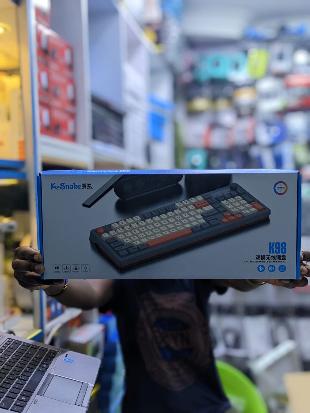 Gaming Wireless Keyboard - Image 3