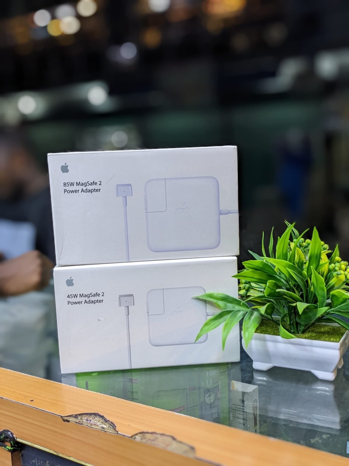 Original MacBook Adapter  T85w T45w - Image 1