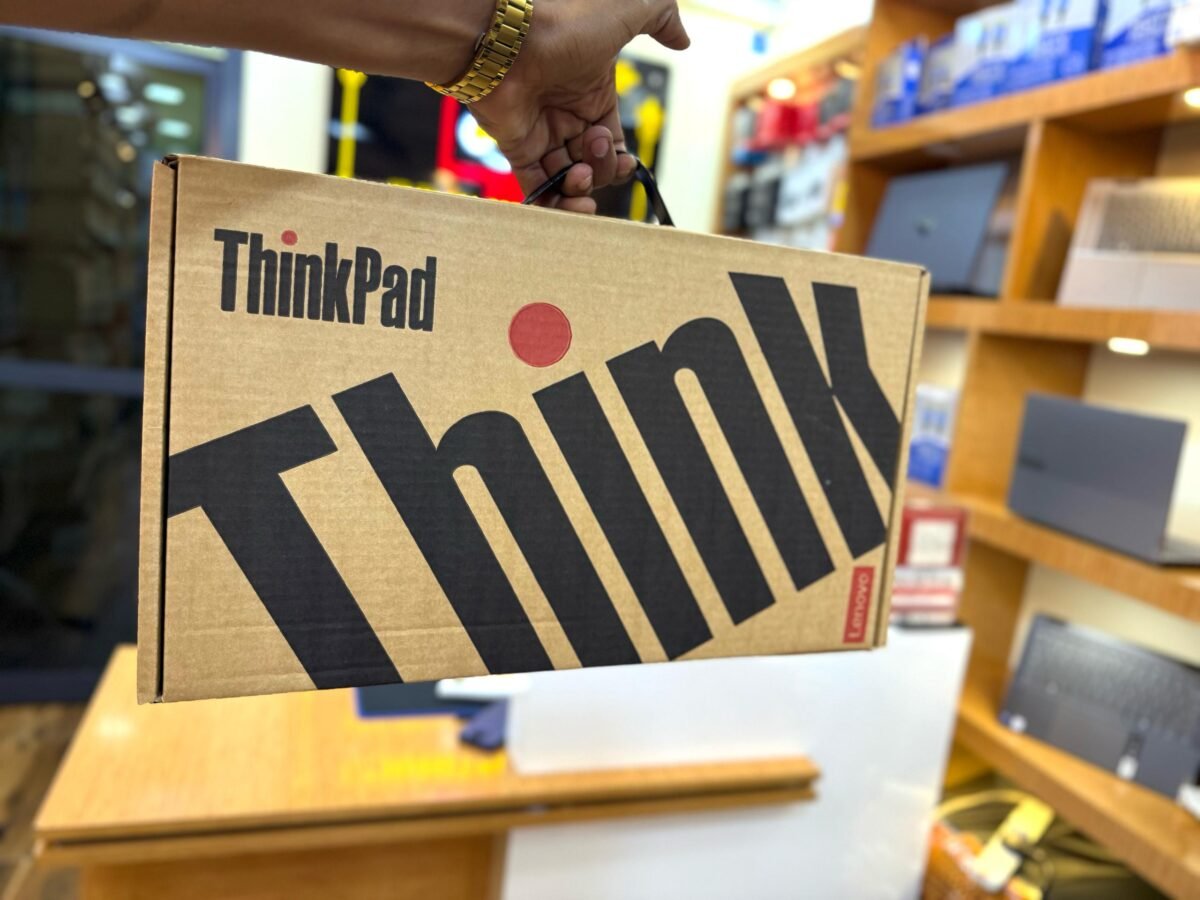 Lenovo ThinkBook 14s Yoga G3 IRU – 14 - Image 4
