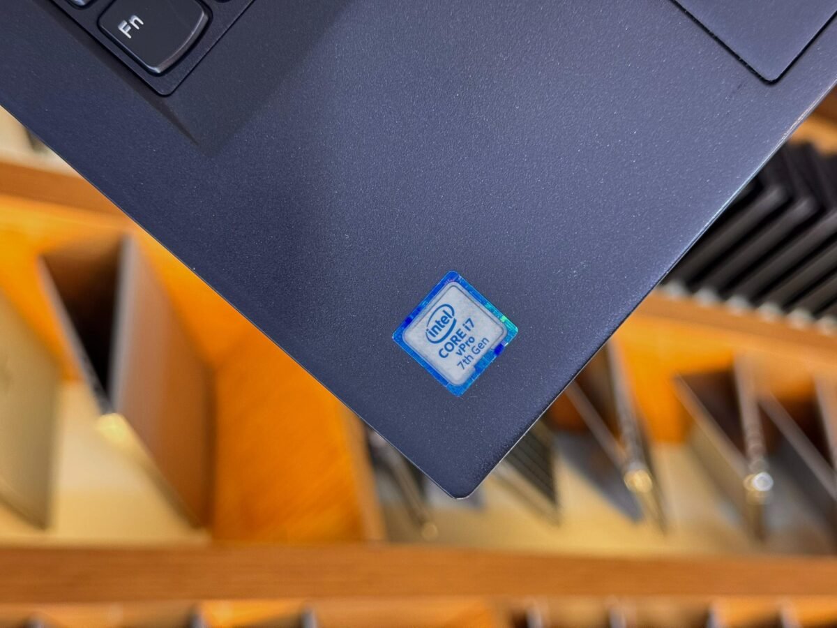 Lenovo ThinkPad T470s | Intel Core i7 | 8GB RAM | 256GB SSD | 14" Non-Touchscreen - Image 6