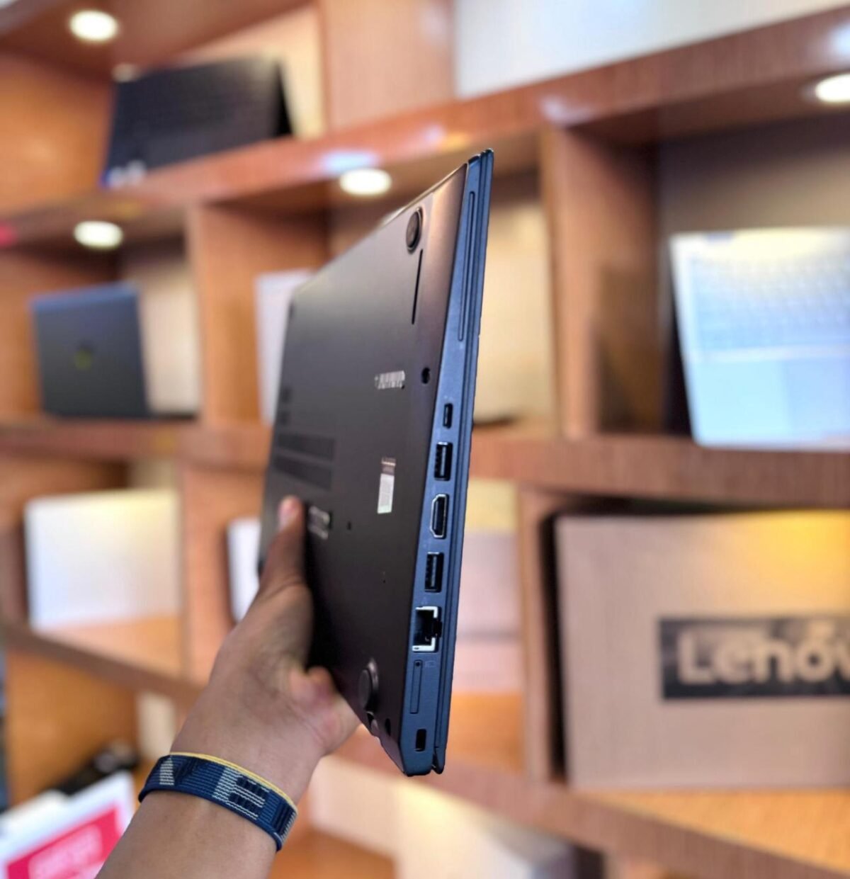 Lenovo ThinkPad T470s | Intel Core i7 | 8GB RAM | 256GB SSD | 14" Non-Touchscreen - Image 2
