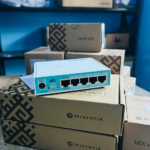 MikroTik hEX RB750Gr3 | Gigabit Hotspot Router